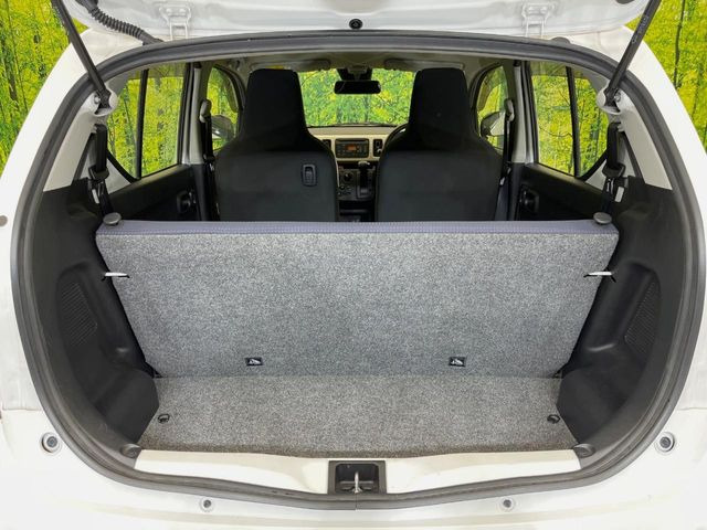 普段のお買い物や通勤、送迎等に十分な荷室スペースを確保しております。セカンドシートを倒すと、大きな荷物の積載も可能です♪