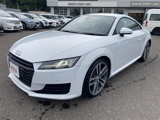 TTクーペ2.0 TFSI クワトロ 4WD