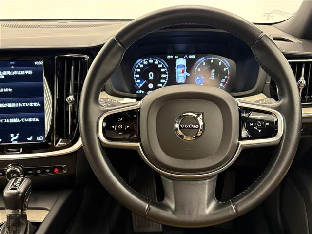 V60T5 インスクリプション