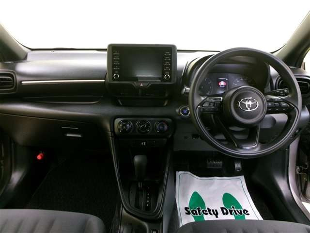 ヤリス1.5 X 4WD