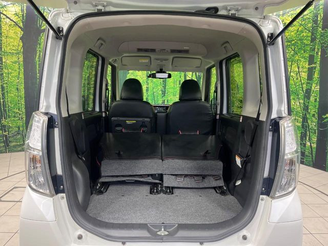 普段のお買い物や通勤、送迎等に十分な荷室スペースを確保しております。セカンドシートを倒すと、大きな荷物の積載も可能です♪