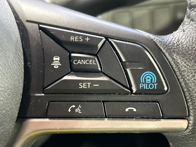 セレナ1.2 e-POWER ハイウェイスターV