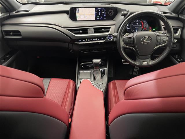 UX250h Fスポーツ
