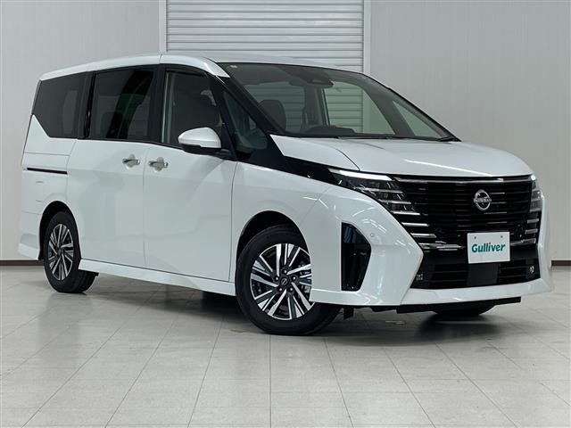 セレナ1.4 e-POWER ハイウェイスターV