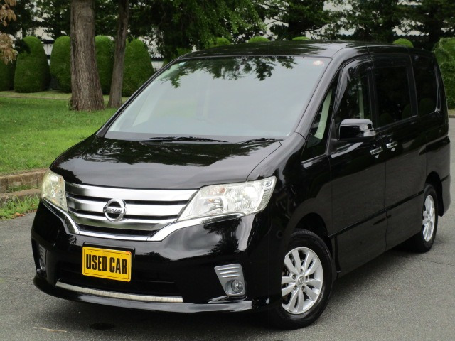 セレナ2.0 ハイウェイスター Vセレクション 4WD