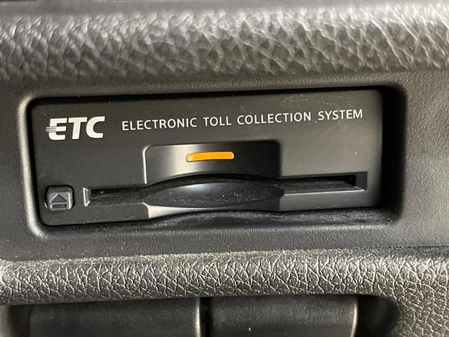 【ETC】高速道路の料金所をストレスなく通過!話題のスポットやサービスエリアに多い「スマートIC」利用時は必須のアイテムです。当店でセットアップを実施、ご納車当日からすぐにご利用いただけます!