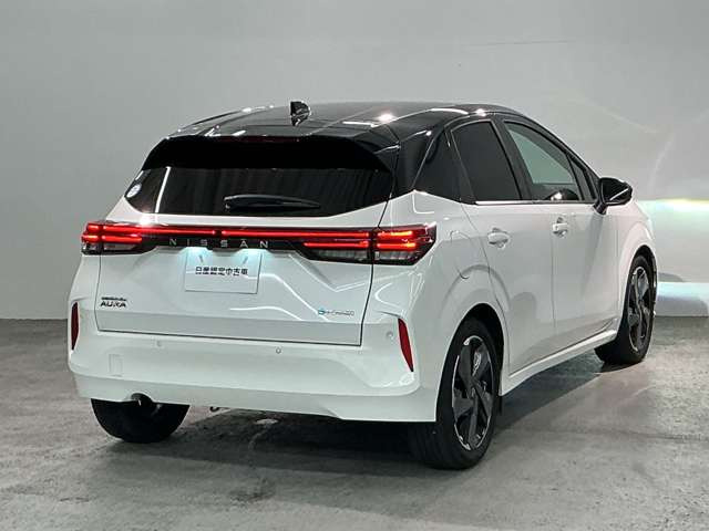 ノートオーラ1.2 G レザーエディション