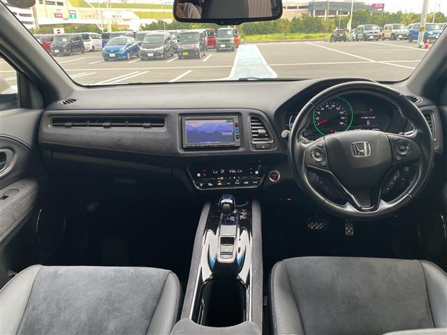 ヴェゼル1.5 ハイブリッド RS ホンダセンシング