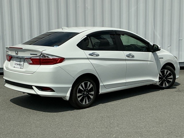 グレイス1.5 ハイブリッド LX ホンダセンシング
