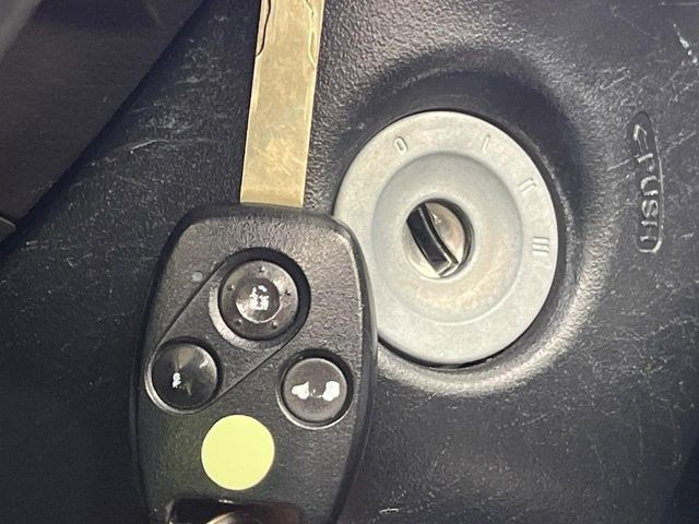 �y�L�[���X�z�������ꂽ�ꏊ����ł��{�^����Ńh�A�̊J���E�{�����ł���̂łƂ��Ă��֗�!�h�A�̌�������ɏ������邱�Ƃ�����܂����