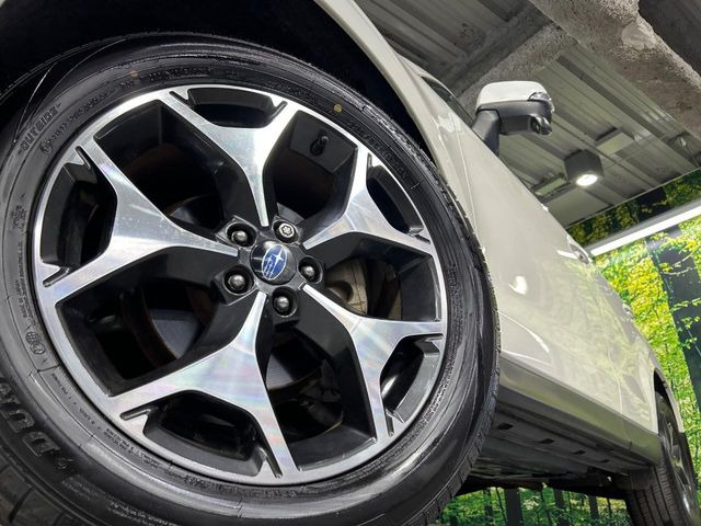 �y����18�C���`�A���~�z�C�[���z�O�ςɃ}�b�`���������A���~�z�C�[���𑕒����Ă���܂��B�e��ЊO�A���~�z�C�[����A�X�^�b�h���X�^�C�����戵�����Ă���܂��B���񂲑��k����������