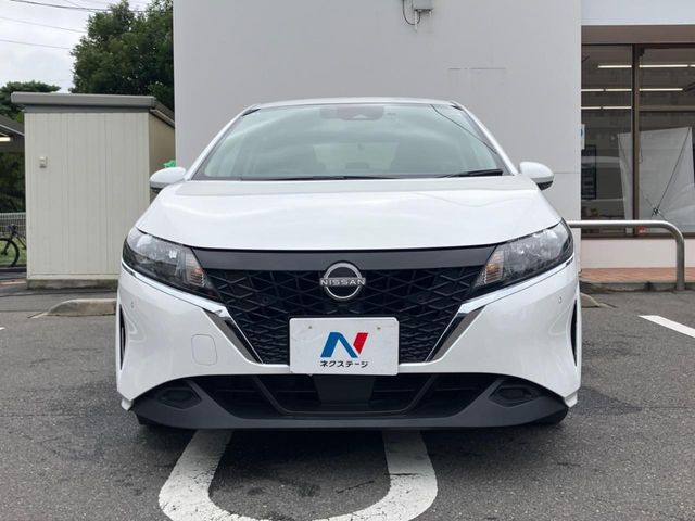 弊社では、全車『修復歴なし』のお車のみ取り扱っております。専任バイヤーによる厳選した仕入れの後、入庫後の車両チェックを行い、ネクステージが認定した高品質な中古車をご提供しております。