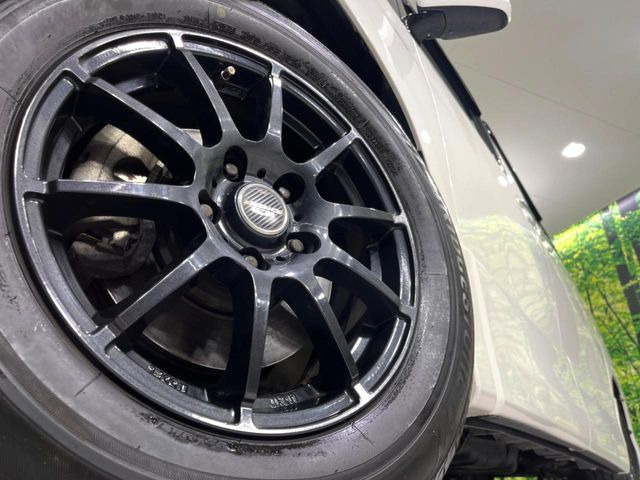 �y16�C���`�A���~�z�C�[���z�O�ςɃ}�b�`�����A���~�z�C�[���𑕒����Ă���܂��B�e��A���~�z�C�[����A�X�^�b�h���X�^�C�����戵�����Ă���܂��B���񂲑��k����������