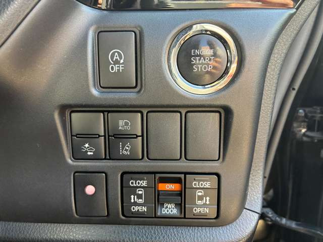 ヴォクシー2.0 ZS 煌II 4WD