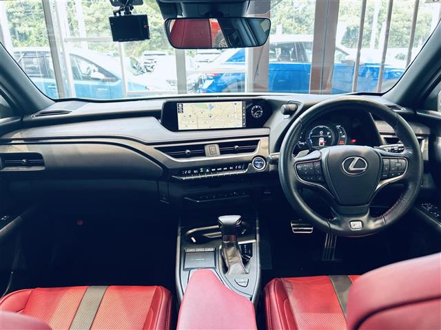 UX250h Fスポーツ