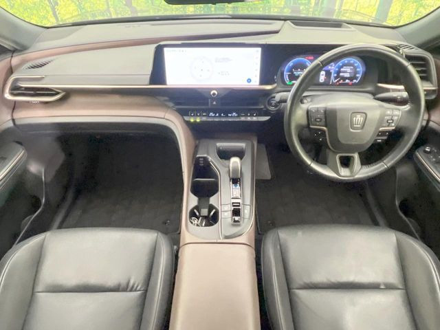 クラウンクロスオーバー2.5 G アドバンスト レザー パッケージ E-Four 4WD