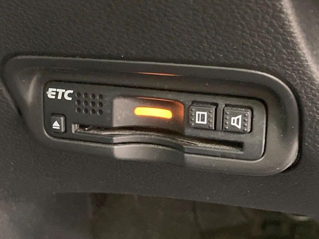 【ETC】高速道路の料金所をストレスなく通過!話題のスポットやサービスエリアに多い「スマートIC」利用時は必須のアイテムです。当店でセットアップを実施、ご納車当日からすぐにご利用いただけます!