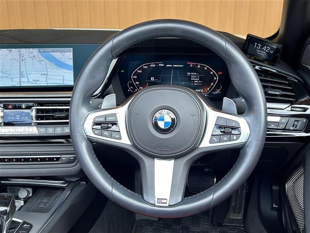 Z4M40i