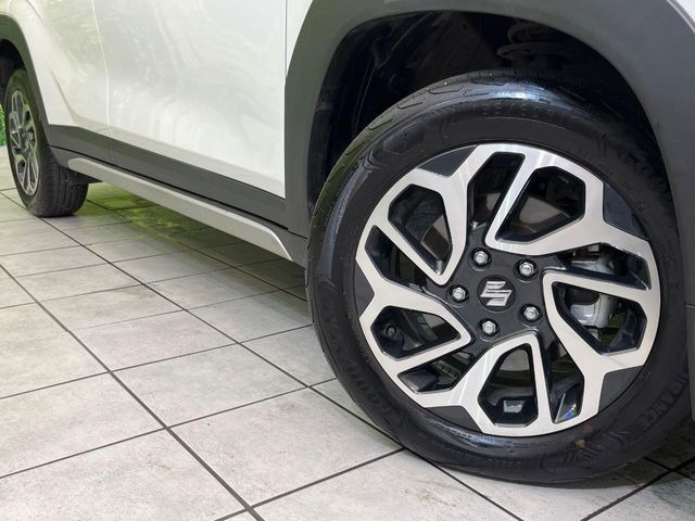 �y����16�C���`�A���~�z�C�[���z�O�ςɃ}�b�`���������A���~�z�C�[���𑕒����Ă���܂��B�e��ЊO�A���~�z�C�[����A�X�^�b�h���X�^�C�����戵�����Ă���܂��B���񂲑��k����������