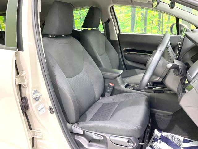 運転席シート廻りは使用感も少なく、良好な状態となっています。丁寧に使われていたことがよくわかりますね。