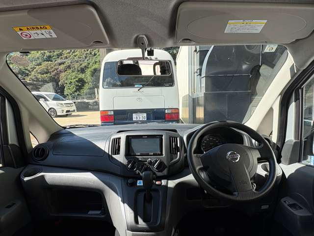 NV200バネットバン1.6 DX
