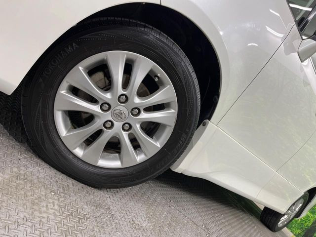 �y����16�C���`�A���~�z�C�[���z�O�ςɃ}�b�`���������A���~�z�C�[���𑕒����Ă���܂��B�e��ЊO�A���~�z�C�[����A�X�^�b�h���X�^�C�����戵�����Ă���܂��B���񂲑��k����������