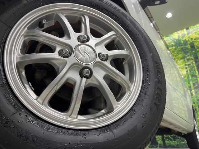 �y13�C���`�A���~�z�C�[���z�O�ςɃ}�b�`�����A���~�z�C�[���𑕒����Ă���܂��B�e��A���~�z�C�[����A�X�^�b�h���X�^�C�����戵�����Ă���܂��B���񂲑��k����������