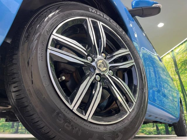 �y14�C���`�A���~�z�C�[���z�O�ςɃ}�b�`�����A���~�z�C�[���𑕒����Ă���܂��B�e��A���~�z�C�[����A�X�^�b�h���X�^�C�����戵�����Ă���܂��B���񂲑��k����������