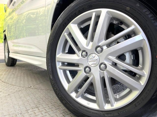 �y�����A���~�z�C�[���z�O�ςɃ}�b�`���������A���~�z�C�[���𑕒����Ă���܂��B�e��ЊO�A���~�z�C�[����A�X�^�b�h���X�^�C�����戵�����Ă���܂��B���񂲑��k����������