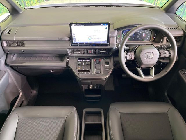 ステップワゴン2.0 e:HEV スパーダ