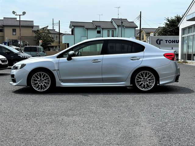 WRXS4 2.0 GT-S アイサイト 4WD