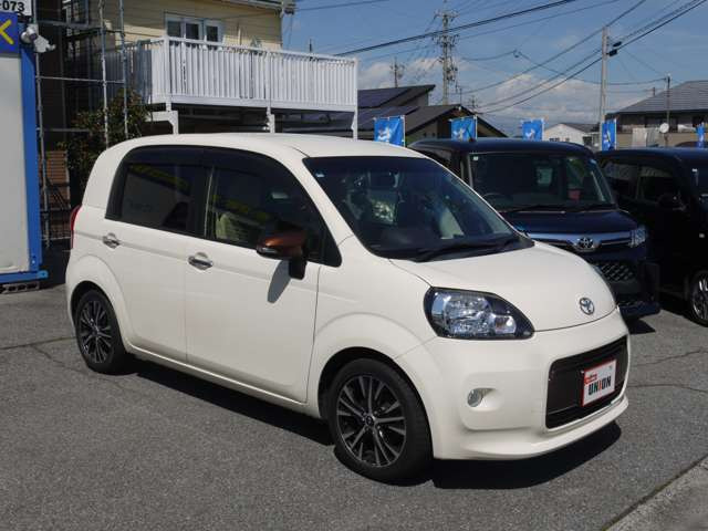 ポルテ1.5 F ア・ラ・モード 4WD