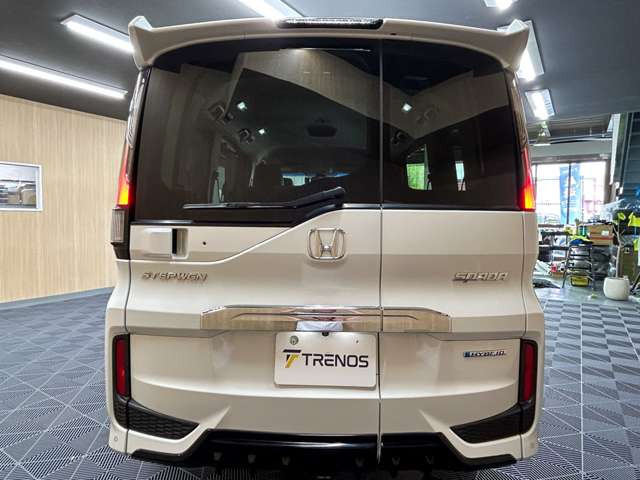 TRENOS�ɂ͑����A�Ԏ�l�X�ȍ݌ɂ��������܂��B�����Ƃ��C�ɓ���̈��ɏo���͂��ł���