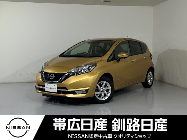 ノート1.2 e-POWER メダリスト FOUR 4WD