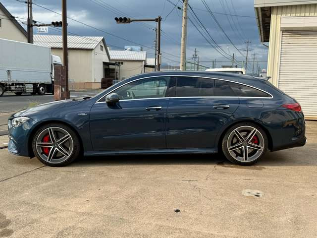 CLAシューティングブレークAMG CLA 45 S 4マチックプラス 4WD