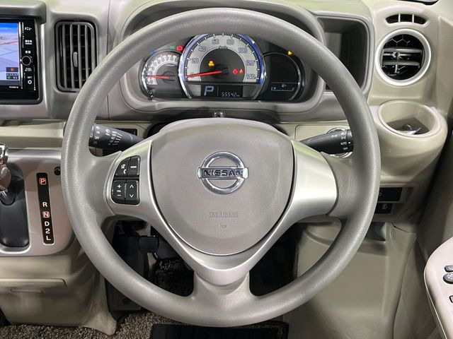 �y�X�e�A�����O�X�C�b�`�z�^�]���A�O������ڐ������炷���ƂȂ��A�I�[�f�B�I���̑��삪�\�ȕ֗��@�\!���S&���K�ȃh���C�u�����o���Ă���܂���