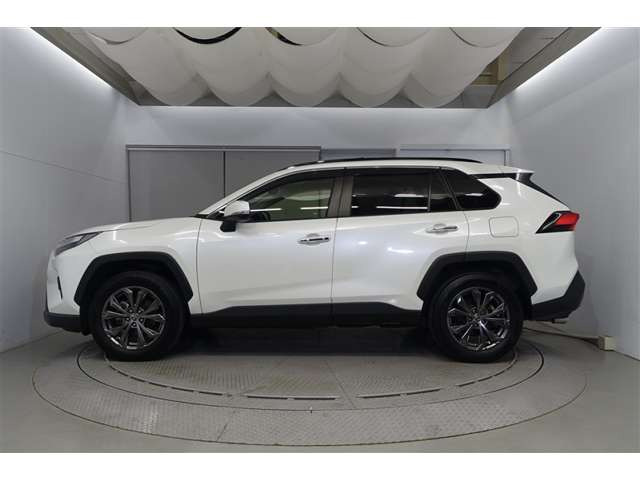 RAV42.5 ハイブリッド G E-Four 4WD