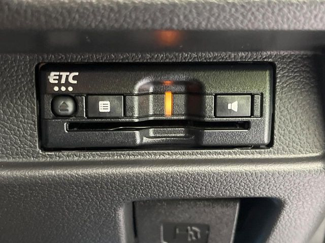 【ETC】高速道路の料金所をストレスなく通過!話題のスポットやサービスエリアに多い「スマートIC」利用時は必須のアイテムです。当店でセットアップを実施、ご納車当日からすぐにご利用いただけます!