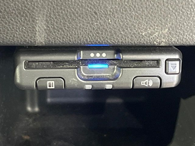 【ETC】高速道路の料金所をストレスなく通過!話題のスポットやサービスエリアに多い「スマートIC」利用時は必須のアイテムです。当店でセットアップを実施、ご納車当日からすぐにご利用いただけます!