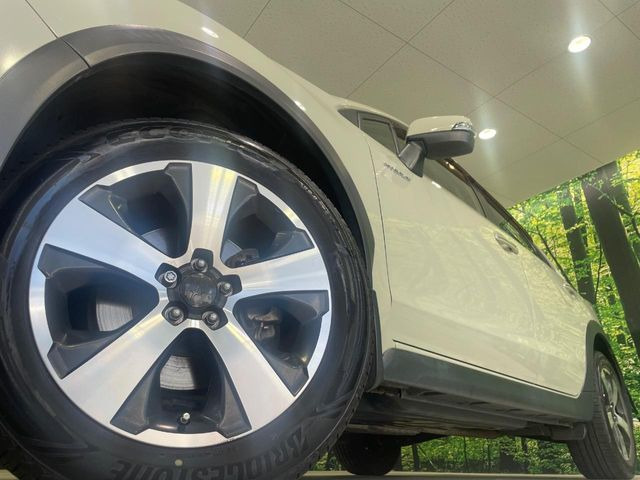 �y����17�C���`�A���~�z�C�[���z�O�ςɃ}�b�`���������A���~�z�C�[���𑕒����Ă���܂��B�e��ЊO�A���~�z�C�[����A�X�^�b�h���X�^�C�����戵�����Ă���܂��B���񂲑��k����������