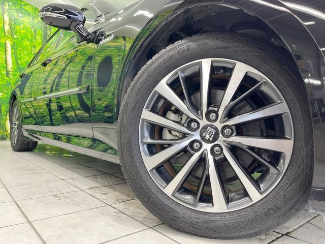 �y����17�C���`�A���~�z�C�[���z�O�ςɃ}�b�`���������A���~�z�C�[���𑕒����Ă���܂��B�e��ЊO�A���~�z�C�[����A�X�^�b�h���X�^�C�����戵�����Ă���܂��B���񂲑��k����������