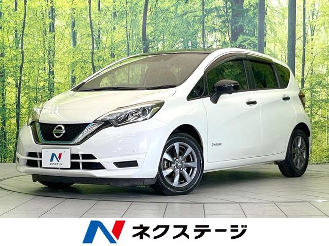ノート1.2 e-POWER X ブラックアロー