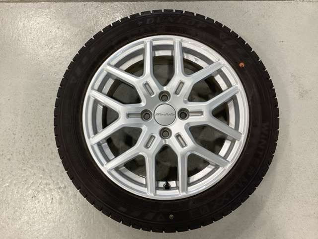 フィット1.5 e:HEV ホーム ブラックスタイル 4WD