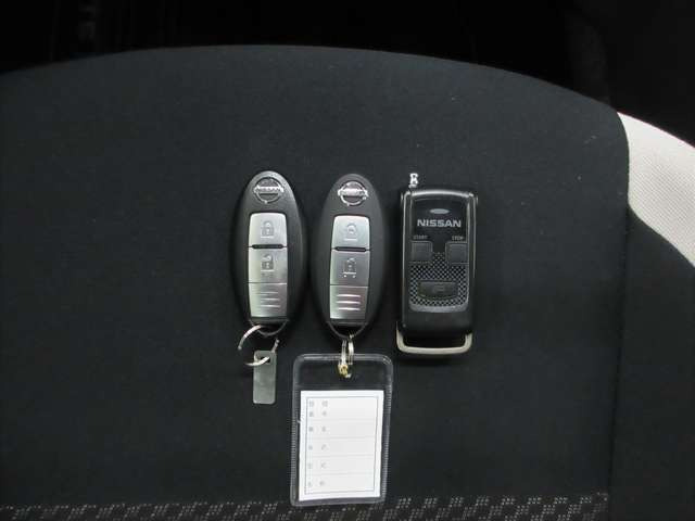 ノート1.2 e-POWER X FOUR 4WD