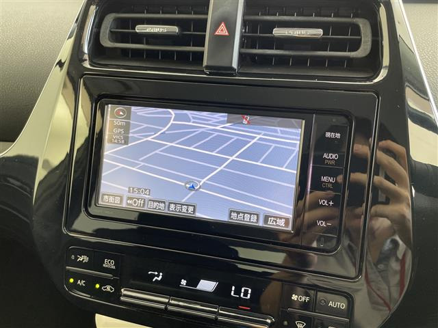 プリウス1.8 S