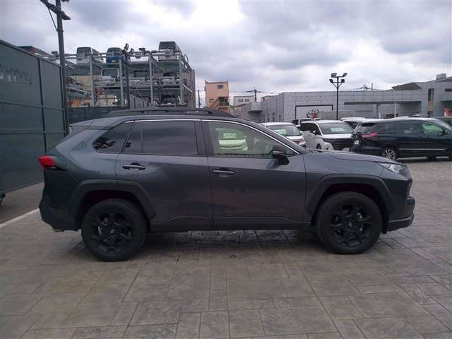 RAV42.0 アドベンチャー オフロードパッケージ II 4WD
