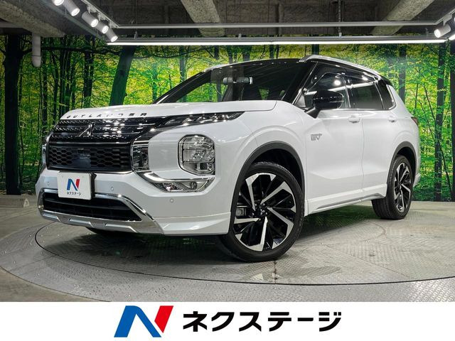 アウトランダー(三菱) PHEV 2.4 P 4WD 中古車画像