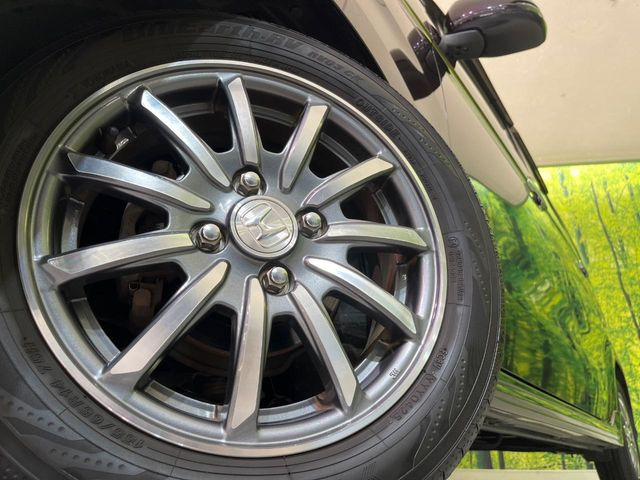 �y����14�C���`�A���~�z�C�[���z�O�ςɃ}�b�`���������A���~�z�C�[���𑕒����Ă���܂��B�e��ЊO�A���~�z�C�[����A�X�^�b�h���X�^�C�����戵�����Ă���܂��B���񂲑��k����������