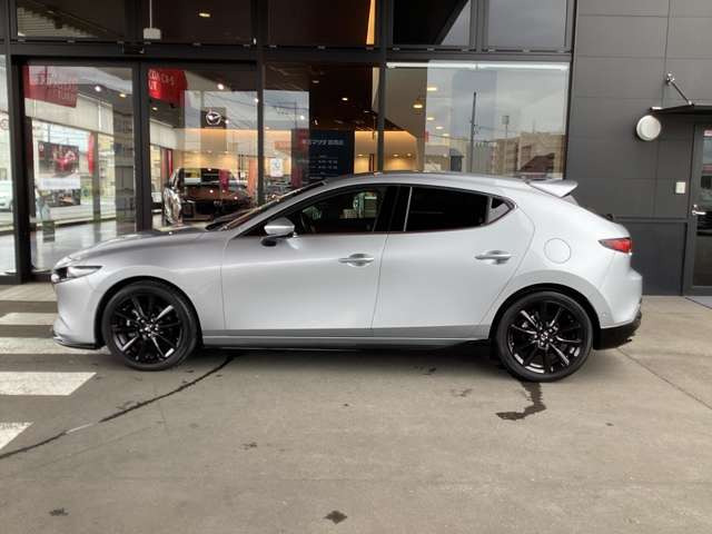 MAZDA3ファストバック2.0 X バーガンディ セレクション