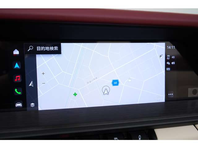 ポルシェ純正PCMナビゲーションシステムを搭載。高精細なディスプレイにナビゲーションや車両情報、各種メディア機能を集約し、優れた操作性を実現しています。